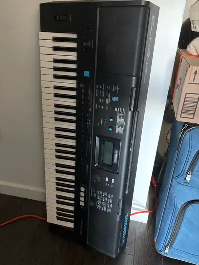 Yamaha PSR-E473 Keyboard, View more