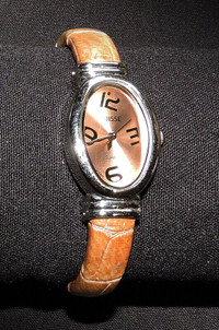 Vintage, (1980's), Suisse Ladies Bracelet Watch