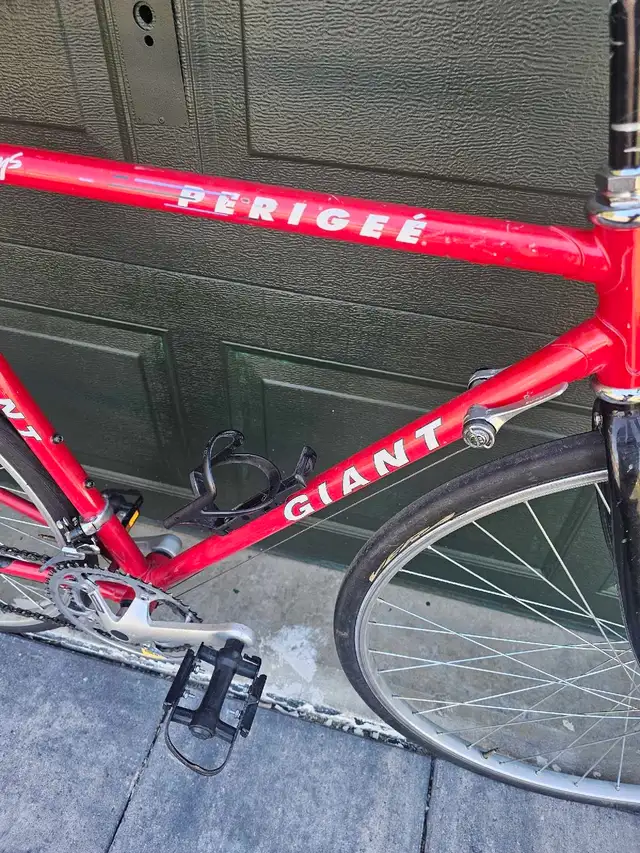 Giant Perigee Road Bike in Road in Barrie - Image 5