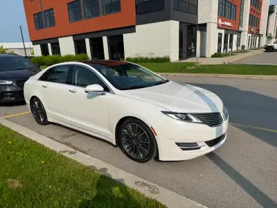 2016 LINCOLN MKZ AWD 3.7 NEVER ACCIDENTED ALL EQUIPPED LUXURY RESERVE TRIM Technology Package: Adapt...