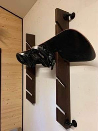 Snowboard rack