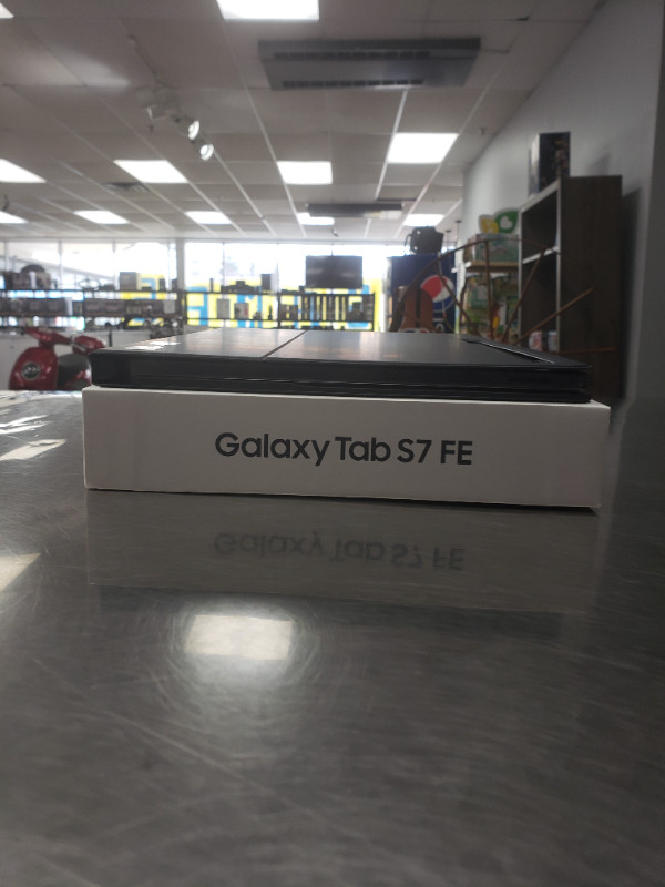 Galaxy Tab S7 FE in iPads & Tablets in Cole Harbour - Image 2