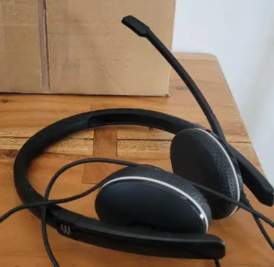 EPOS Sennheiser SCGD5 Dual‑Ear - on-ear USB-C wired headset, View more