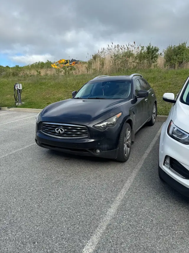 Infiniti FX50S V8 in Cars & Trucks in City of Montréal - Image 2