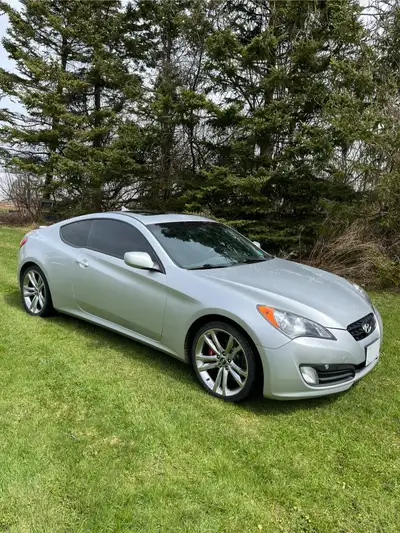 2011 Genesis coupe 2.0T GT