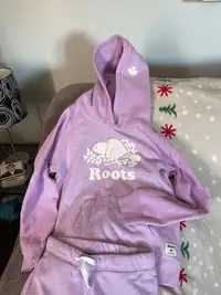 Girls size 12 Roots Gym suit (pants and hoodie)