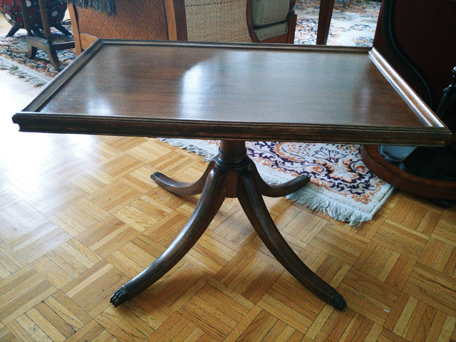 Table de salon merisier Vintage Cherry Wood Coffee table dans Tables basses  à Ville de Montréal - Image 2