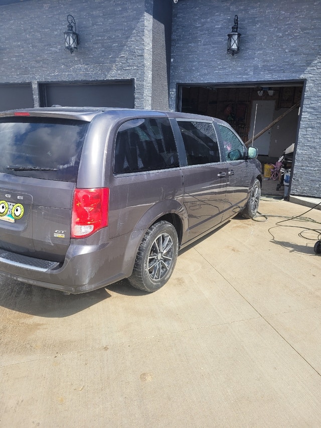 2018 dodge grand caravan GT Cars & Trucks Winnipeg Kijiji