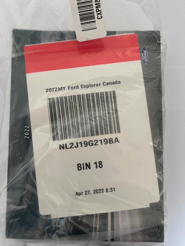2022 Ford Explorer factory owership book package in Other Parts & Accessories in London - Image 2