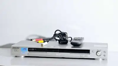 Sony  CD / DVD Player Model:  DVP-NS325 With Remote Control, View more