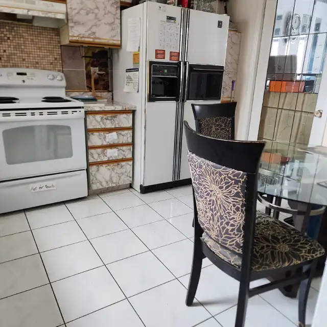 Furnished Room for rent in Room Rentals & Roommates in Oshawa / Durham Region - Image 6