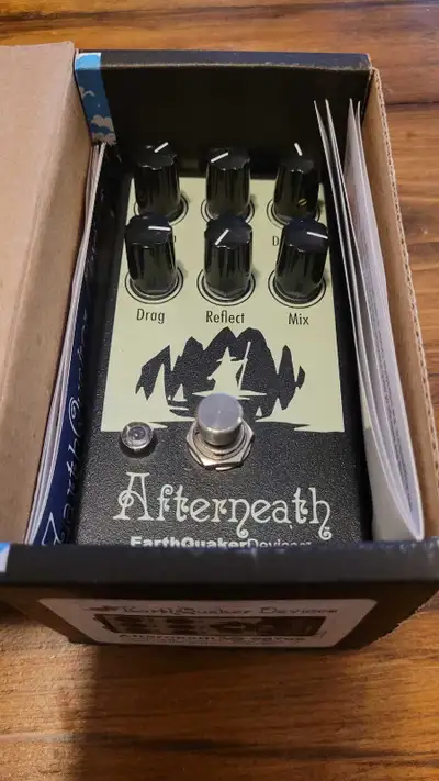 Earthquaker Devices Afterneath v2 , View more