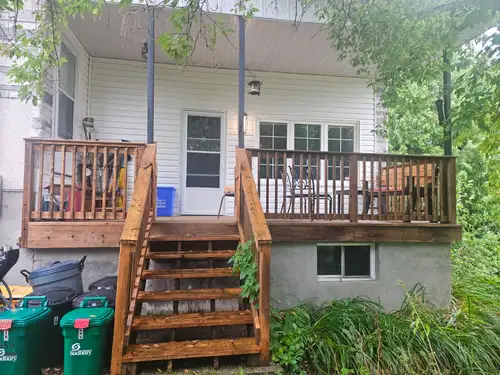 Seeking responsible tenant who will appreciate this wonderful home that is available for lease Septe...