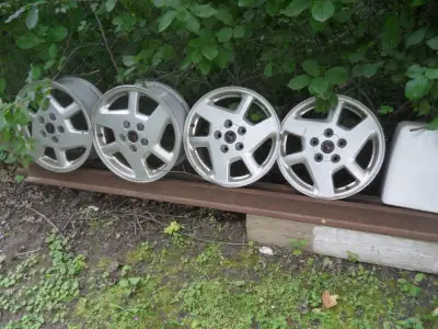 Good set of 4 16 in 0ff my GM Montana rims asking $200