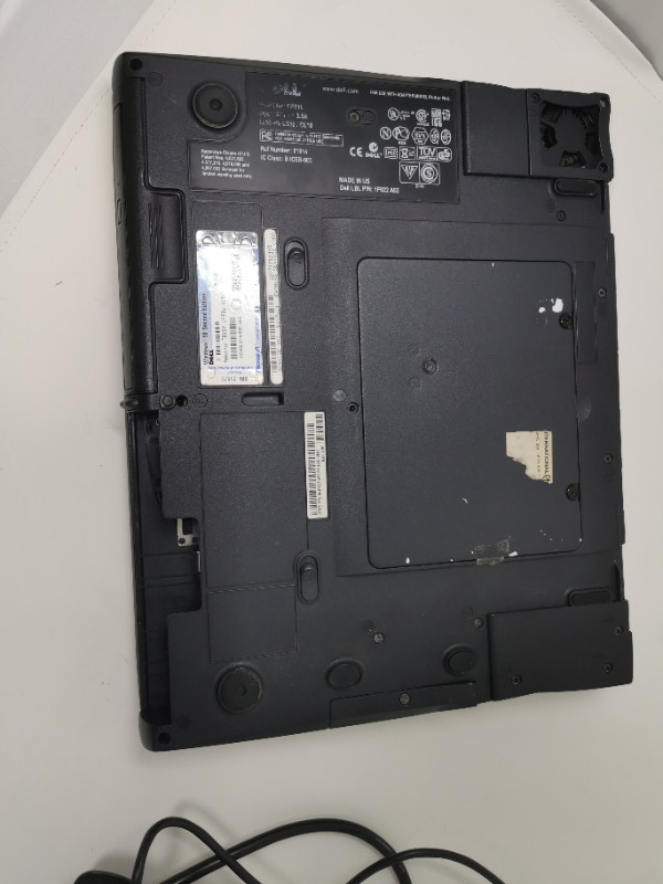 Dell Latitude Laptop C510 (for parts) no hard drive in Laptops in City of Toronto - Image 3