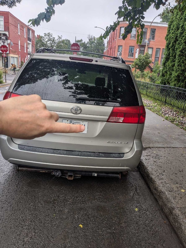 2005 Sienna — photo 2