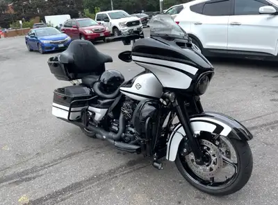 2016 Street Glide special. Approx 50k in custom stuff and extras over cost of bike new. (That’s 90k+...