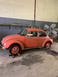 Must sell $10500 . Need shop space . 1973 vw super beetle auto