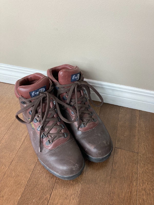 VASQUE Sundowner Skywalk Goretex Leather Hiking Boots Sz 8M Women's