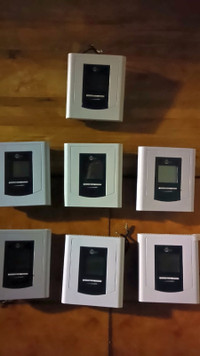 7 Thermostats "STELPRO"
