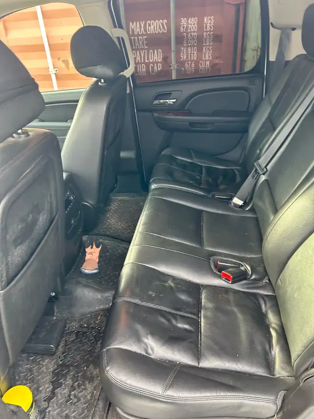 2012 Chevy Suburban LT64840181448577123