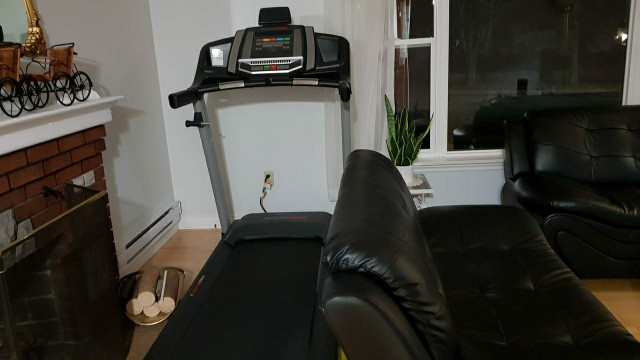 Used Health Rider Treadmill in Exercise Equipment in Moncton