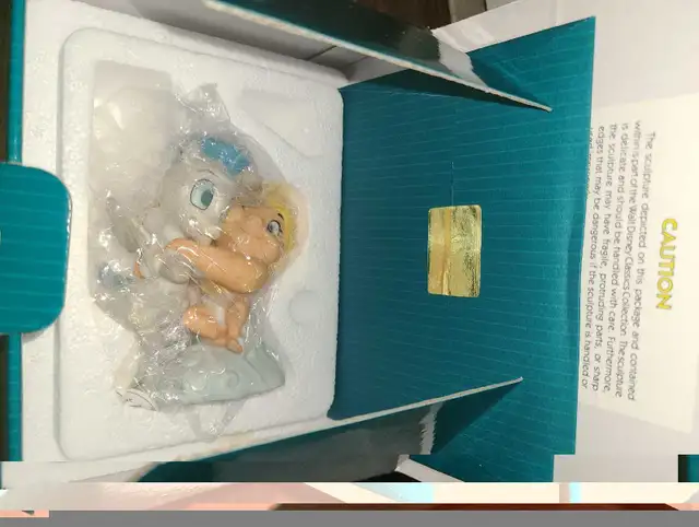 WDCC Baby Hercules and Baby Pegasus Ornamental Figurine in Arts & Collectibles in City of Toronto - Image 3
