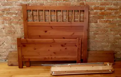 Nice twin bed - Très beau lit jumeau!, View more