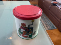 Collectable Bear Family Christmas gift tin