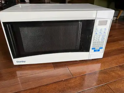 Used microwave, works, no longer needed