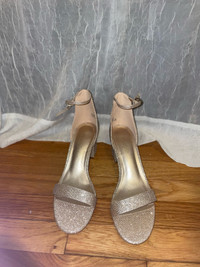 Gold heels size 11 women’s 