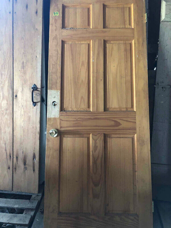 Doors - solid wood and mirror doors with hardware in Windows, Doors & Trim in Kitchener / Waterloo - Image 3