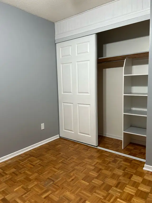 Room for rent in Old Barrhaven in Room Rentals & Roommates in Ottawa - Image 3