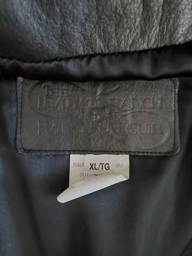 Vintage Men's Lined Leather Jacket - XL in Men's in Edmonton - Image 6
