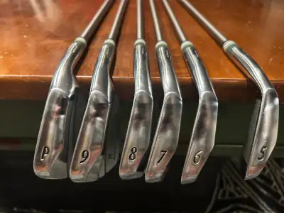 Miura KM700 Irons 5-PW - Steelfiber Stiff i95 Shafts, View more