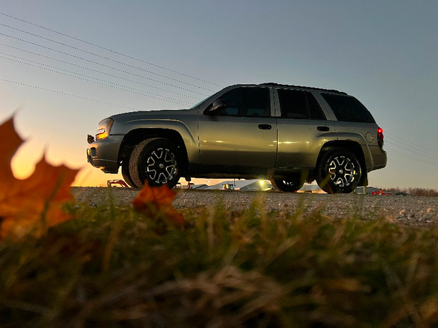 2006 Chevy Trailblazer in good condition! 4x4 in Cars & Trucks in Stratford - Image 3