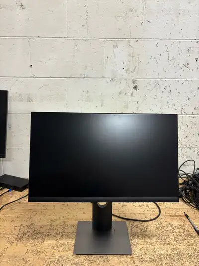 22” Dell P2222H Monitor *NEGOTIABLE PRICE* , View more