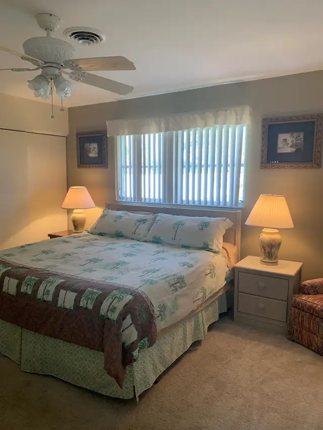 Englewood Florida Pool Home in Florida in Canada - Image 4