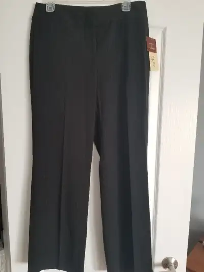 Yzza dress pants - NEW!, View more