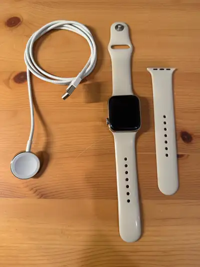 Apple Watch Series 4 Stainless Steel, View more
