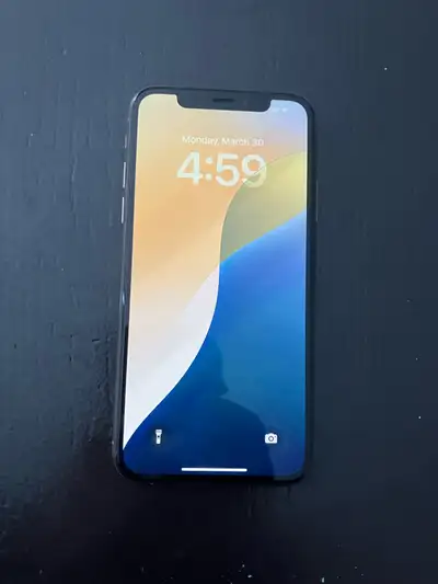 iPhone XS unlocked , View more