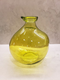 Bubble Recycled Glass Balloon Vase, 7"H - Citron Green