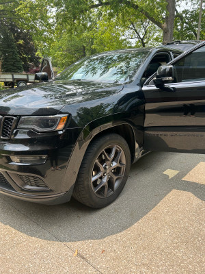 2020 Jeep Grand Cherokee limited x 