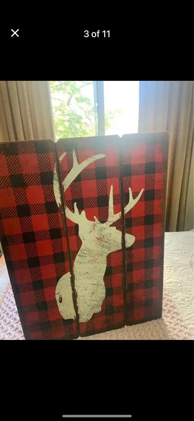 NEW LARGE RUSTIC ‘ CHRISTMAS WOODEN WALL ART ! REINDEER  !  in Holiday, Event & Seasonal in Mississauga / Peel Region - Image 3