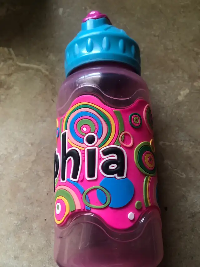 Pink and Blue Water Bottle with purple lid in Other in Barrie - Image 4