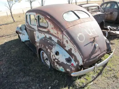 Original old car with drivetrain.