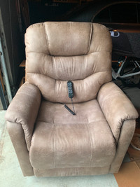 Barely used recliner in excellent condition