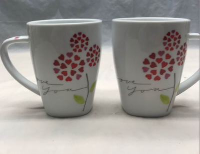 Price is per mug. They are all in new condition from pet free, smoke free home. The Ones in picture...