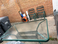 Outdoor metalic glass table with 4 chairs