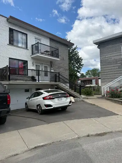 5 1/2 Ahuntsic en location